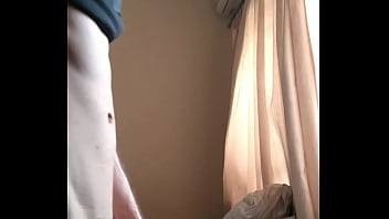 Preview 2 of Cild Lucky Vs Mom - Magro rola dura