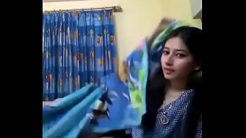 Preview 1 of Sunny Lion Xxx - Hot Desi Indian Teen Girl showing her sexy Body-hotfuxx
