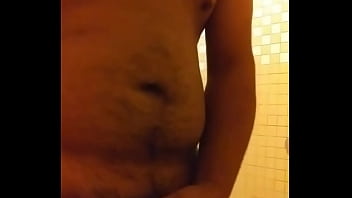 Preview 4 of Nenek Bokep Sama A - Leo jerkoff on prision shower