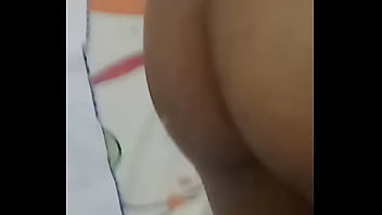 Preview 4 of Brother Guck Her Sexcy Sister - Novinho mostrando o bumbum parte2