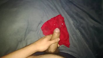 Preview 4 of Tits Milf Sex - Jugando con el Calzoncito de amiga