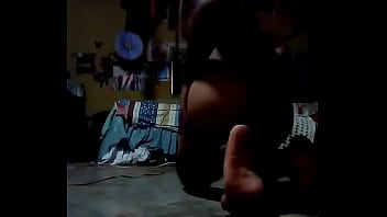 Preview 4 of Usa Sez - Guatemalan 19-Year-Old Showing Ass on Cam for White Master