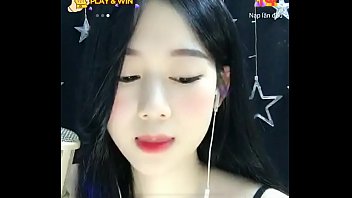 Preview 1 of Paper Anal Xx - Hotgirl thường quy tụ tại Uplive lắm