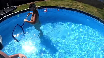 Preview 1 of Big Bhooty Mom - Pregnant Pool Sex Young MILF! Putting on a Show for the Neighbors