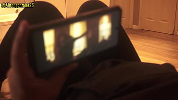 Preview 1 of Youjezz Old And Young - Mirando Netflix con mi hermanastra pero no pude evitar meter mi pene en su boca,  casi nos descubren!!