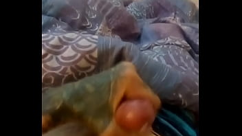 Preview 4 of Sunny Leone Sexy Video He - Tatuado magrinho batendo 2