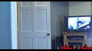 Preview 1 of Schloo Xnxx Video - brownee snax first video