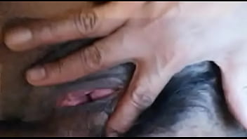 Preview 3 of Sexy Burland - Mi novia haciendo un dedo para mi