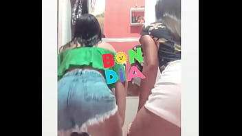 Preview 3 of Beeg Small - Clessiane e Sofia gostosas no funk