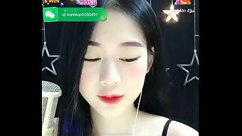 Preview 4 of 1080hd Truelife - Hotgirk Kiều Anh livevstream tr&ecirc_n Uplive