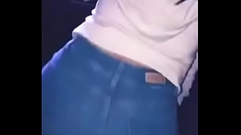 Preview 3 of Mom Ass Year - Rica putita moviendo el culo en fiesta