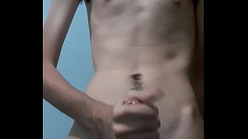 Preview 1 of Wife Sex Table - novinho roludo batendo uma
