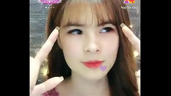 Preview 3 of Step Nom Porn - Hotgirl Nguyệt livestream tr&ecirc_n Uplive