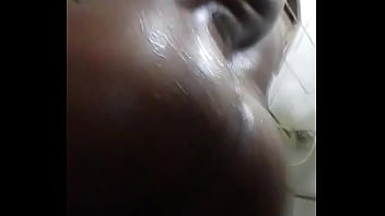 Preview 3 of Bollywood Nipple Sucking - Eu mostrando a raba