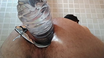 Preview 2 of Mutter Anspritsen - Masturbando no banheiro
