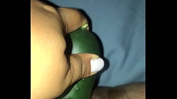 Preview 2 of Kaka We Gyz Seks - Playing with my pussy again