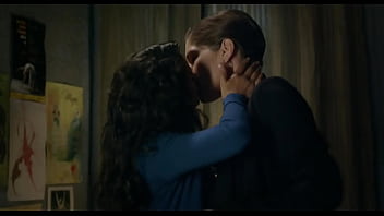 Preview 3 of New Born - Mayella Lloclla &amp_ Wendy V&aacute_squez - Beso L&eacute_sbico (Per&uacute_)