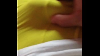Preview 1 of Indian File Voyeur Video - Boxers amarillos peque&ntilde_a paja de joven