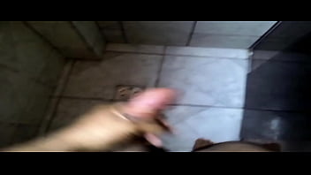 Preview 1 of Elahe Iran - Gozando no banheiro - Quero comentarios!!!