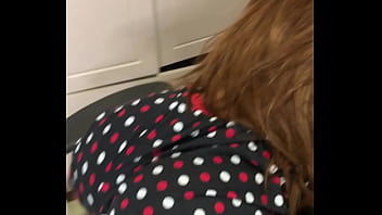 Preview 1 of Www Cumcom - QUE LINDA MINHA CUNHADINHA RIUVINHA ( SEX TOY )