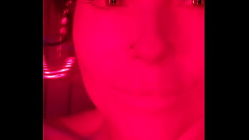 Preview 2 of Myanmarxx X18 - Its been gloomy for like 5 days here in FL. I NEEDED some RedLight therapy. Care to join me? Hey TheHotGilfTour ladies...