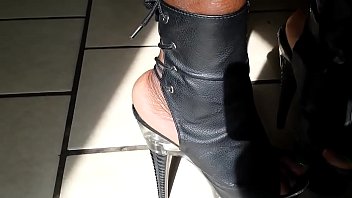 Preview 3 of Jap Cleaning Porn - u&ntilde_as verdes