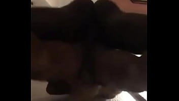 Preview 1 of Desi Kollej Xxx - Gozando na pika do amigo
