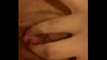 Preview 4 of Shit Game - Sola en casa