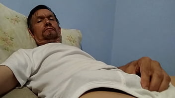 Preview 2 of Nude Porn Ghorge Uhll - Mi verga bajo la truza