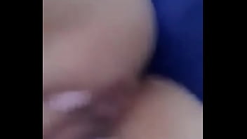 Preview 3 of Skinny Tinny Small Girls - Me manda v&iacute_deo masturbandose
