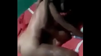 Preview 3 of Mallu Girls Sex - Novinha fudendo com velho