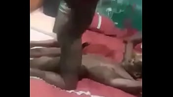Preview 1 of Mallu Girls Sex - Novinha fudendo com velho