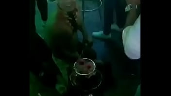 Preview 2 of B Ra - Cuando t&uacute_ mujer sale a la discoteca sola