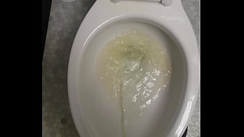 Preview 2 of Men Vs Grils - Peeing Long