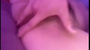 Preview 2 of Young Boy Butt Wiggling - Le gusta mucho tocarse a m&iacute_ novia