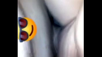 Preview 1 of Video Di Ruang Ganti Baju - Se viene a chorros mientras cabalga