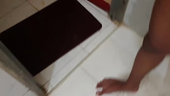 Preview 1 of Indonesia Spy Anal - Inserting Butt plug