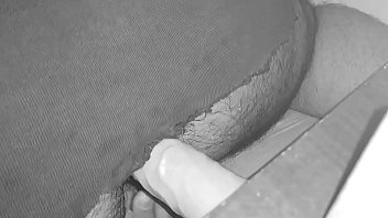Preview 1 of Wife Snd Husband Xxx Video - Sextooou com o consolo no rabo!