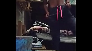 Preview 3 of Pizza Naked - mi novio es gay