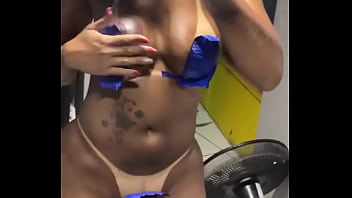 Preview 2 of Jizz Moon - Pronta pra gravar
