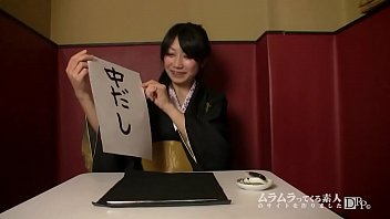 Preview 2 of Ludy Sucks - 自称書道教室の先生！あまりにも汚い字を書く笑い上戸の彼女のオマンコに筆を挿入してみて腰使いで上手に書けるか実証してみました！　森島みく 1