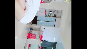 Preview 1 of Mom And 2 Iwn Son Fuck - 国产精品 妈妈在厨房兄妹背着老妈操逼 后续进老司机开车群 Potato:av0288 简介有链接