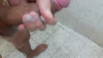Preview 1 of Rough Lez Xxx - Una buena paja para m&iacute_ lady