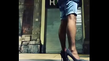 Preview 4 of Ebony Babe Misty - Travesti en la calle