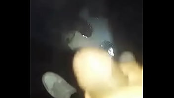 Preview 1 of Zim Xxx Videos - Me masturbo en el ba&ntilde_o