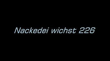 Preview 1 of Sunny Leone Xxx Video018 - Nackedei wichst 226