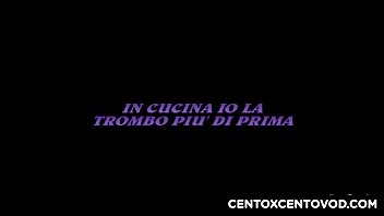 Preview 1 of Hijab Xxx Hd Anl - Moglie di marito cuckold scopata dal gruppo della centoxcento