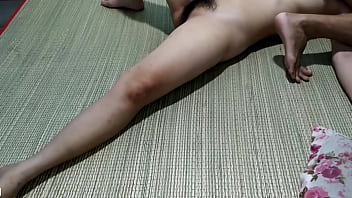 Preview 1 of Moms Dubbed Video - Được B&uacute_ Cu Gi&aacute_m Đốc C&ocirc_ng ty Alibaba Cả Đ&ecirc_m Sướng G&igrave_ Đ&acirc_u
