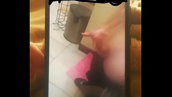 Preview 1 of Emma Porn Videos Com - Papi de 19 con pene peque&ntilde_o