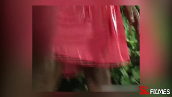 Preview 4 of Blonde And Blank - Urinando no rosto da novinha